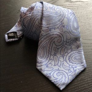 Geoffrey Beene Light Blue Paisley Tie
